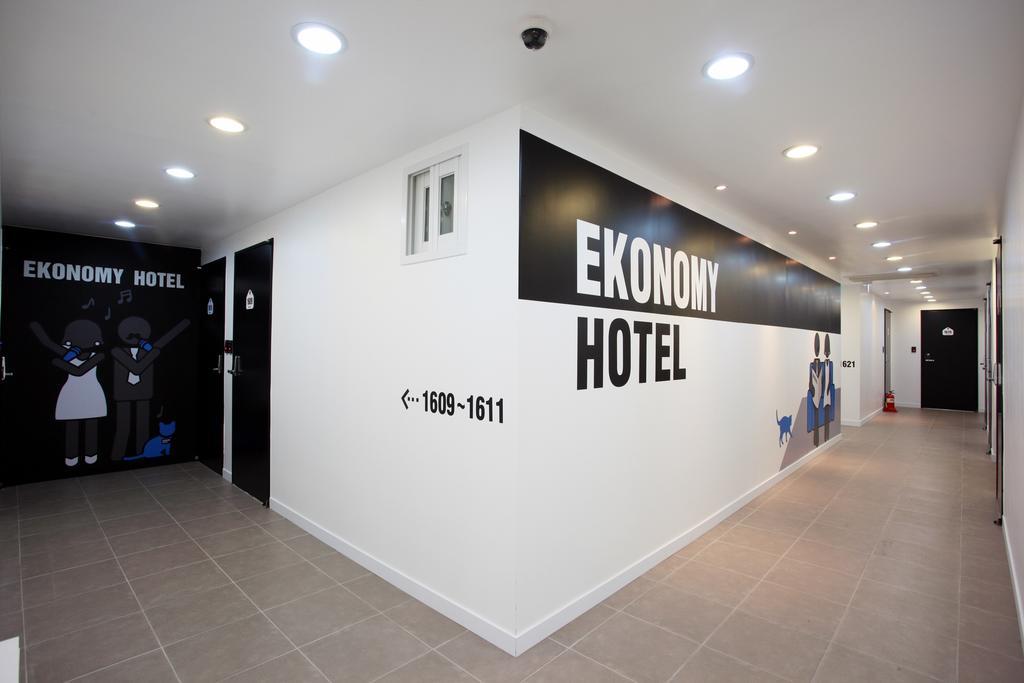 Ekonomy Hotel Myeongdong Central Szöul Kültér fotó