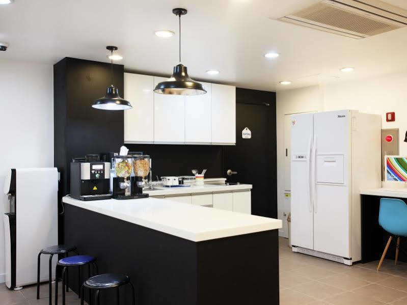 Ekonomy Hotel Myeongdong Central Szöul Kültér fotó